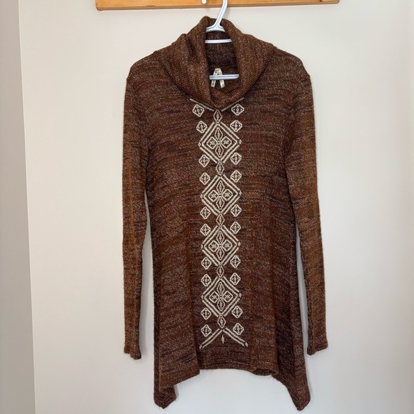 #250 Roper Bohemian Embroidered Cowl Neck Sweater - Picture 2 of 7